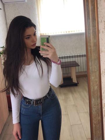 Карина Вип Брюнетка фото 3